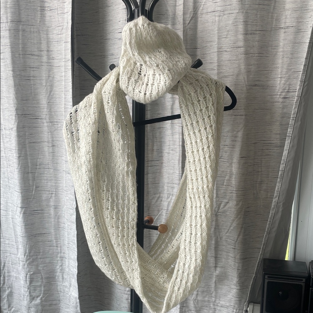 Elegant Infinity Knit Scarf/Matching Hat